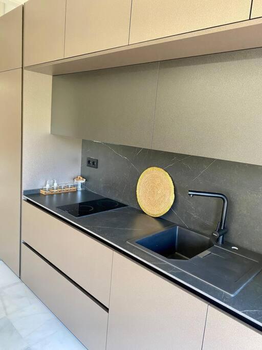 Loft Puerta De Capitulares Apartment กอร์โดบา ภายนอก รูปภาพ