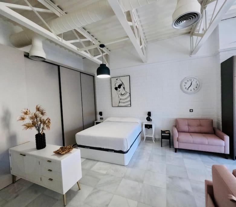 Loft Puerta De Capitulares Apartment กอร์โดบา ภายนอก รูปภาพ